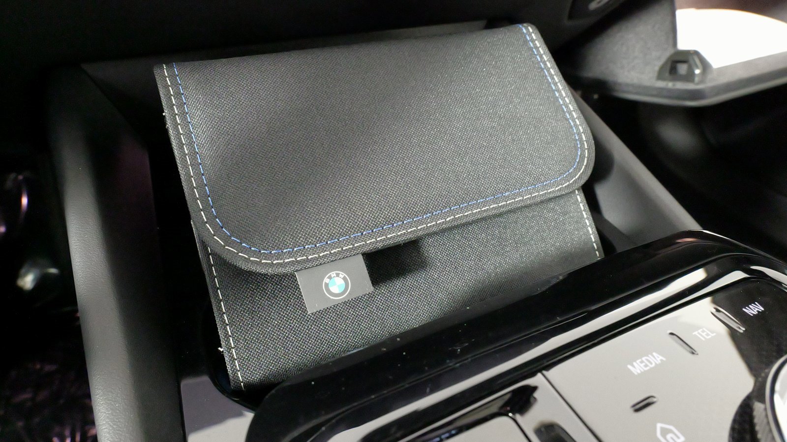 Used 2024 BMW 530i xDrive image 63