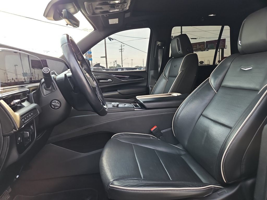 Used 2024 Cadillac Escalade Sport AWD/4WD image 22