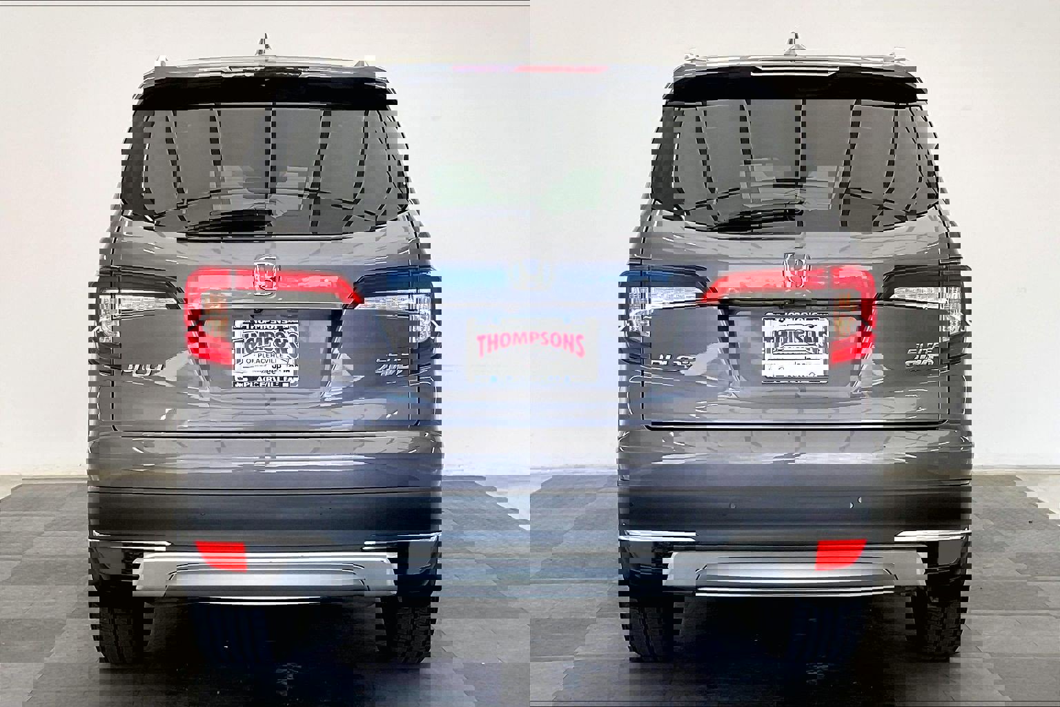 Used 2019 Honda Pilot Elite image 3