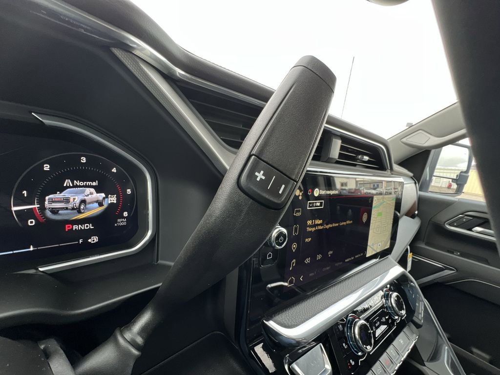 New 2026 GMC Sierra 3500 Denali w/ Denali Reserve Package image 16