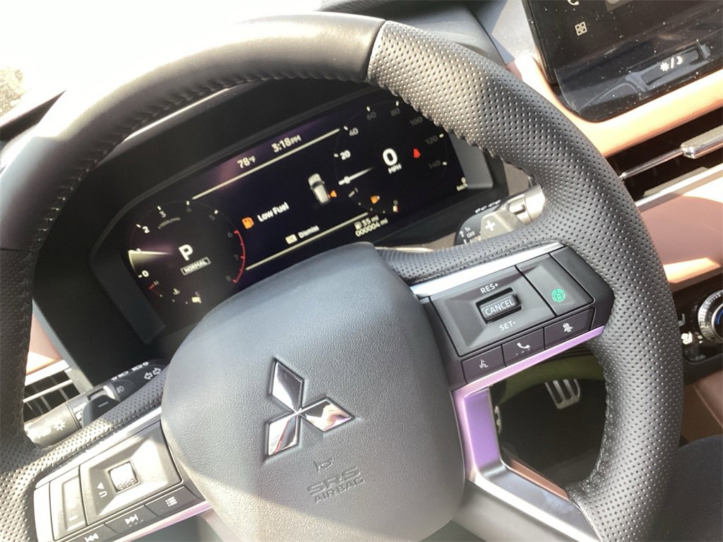 New 2025 Mitsubishi Outlander SEL image 20