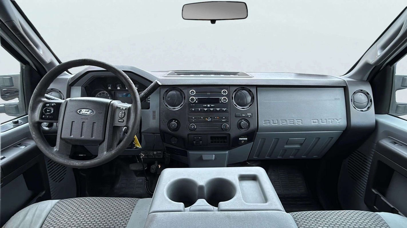 Used 2014 Ford F250 XL w/ Power Equipment Group RWD image 10