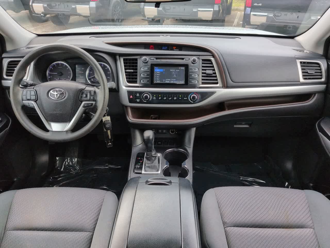 Certified 2018 Toyota Highlander LE FWD image 15