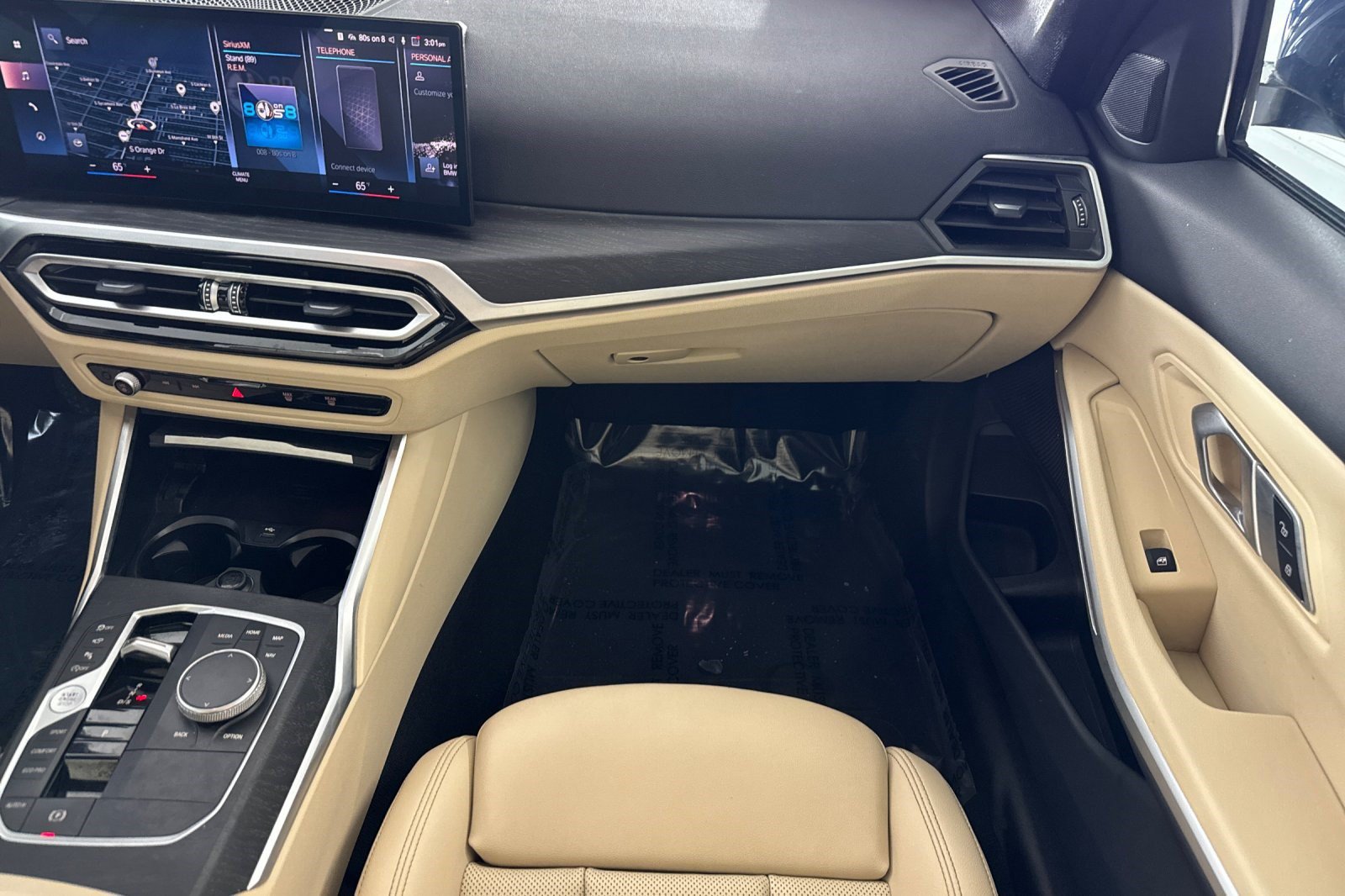 Used 2023 BMW 330i Sedan w/ Parking Assistance Package RWD image 31