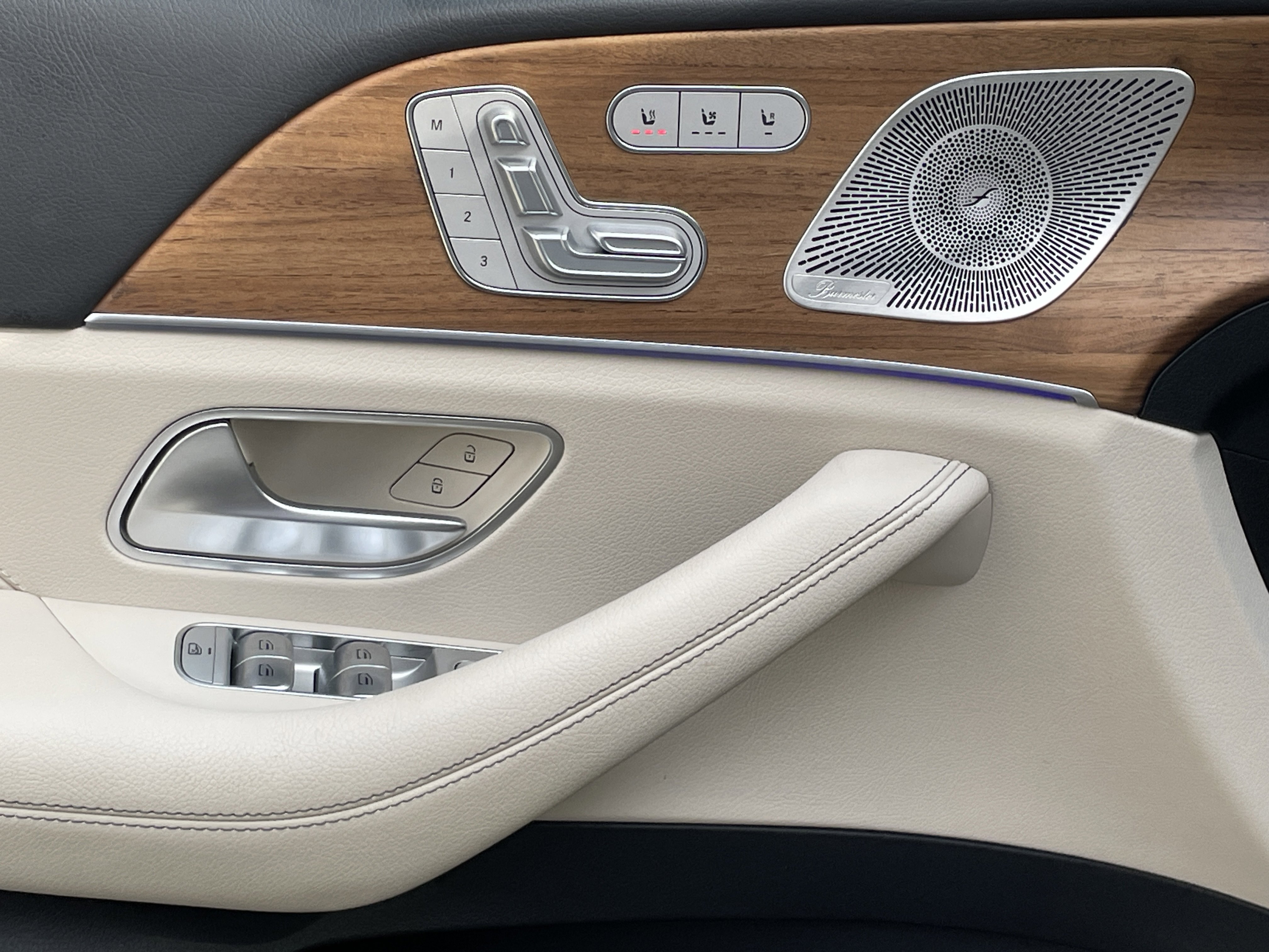 Certified 2023 Mercedes-Benz GLE 450 4MATIC image 17