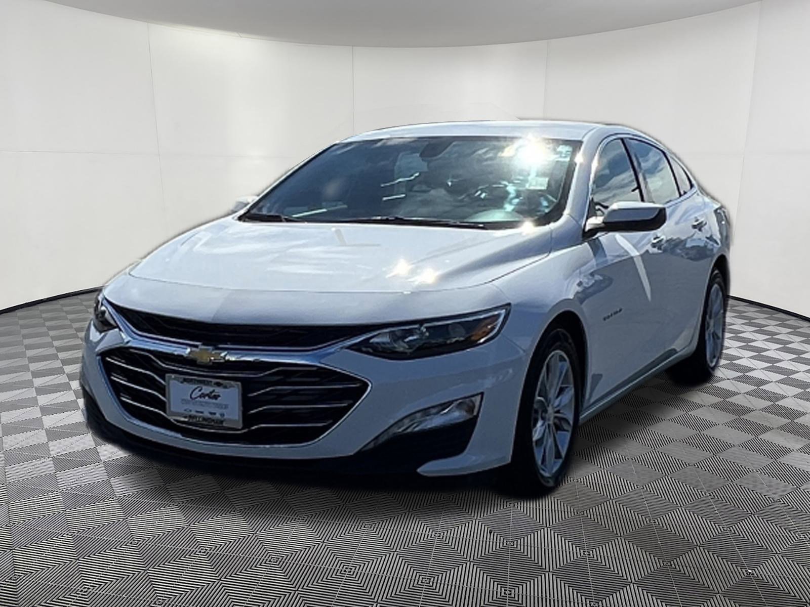 Used 2021 Chevrolet Malibu LT image 3