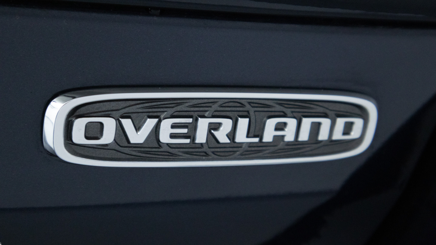 Used 2023 Jeep Grand Cherokee Overland AWD/4WD image 34