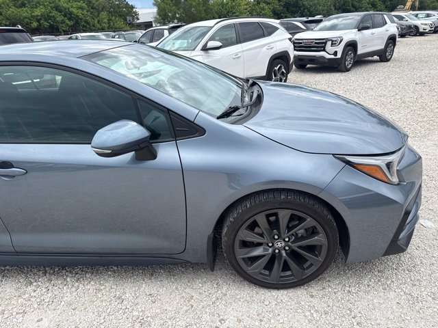 Used 2025 Toyota Corolla SE FWD image 4
