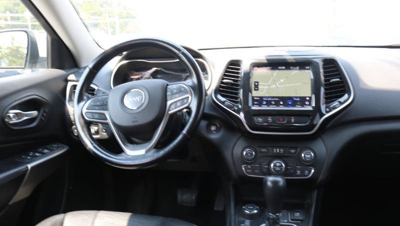 Used 2021 Jeep Cherokee Limited w/ Elite Package AWD/4WD image 23