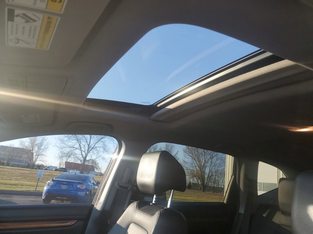 Used 2020 Honda CR-V Touring image 12