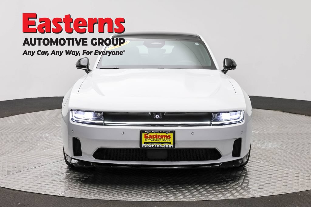 Used 2024 Dodge Charger Daytona Scat Pack w/ Plus Group AWD/4WD image 2