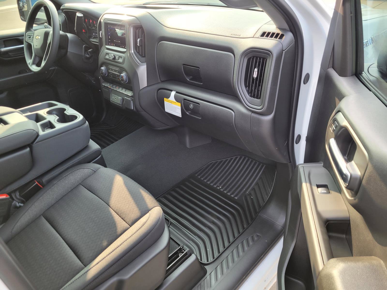 New 2026 Chevrolet Silverado 1500 Custom RWD image 6