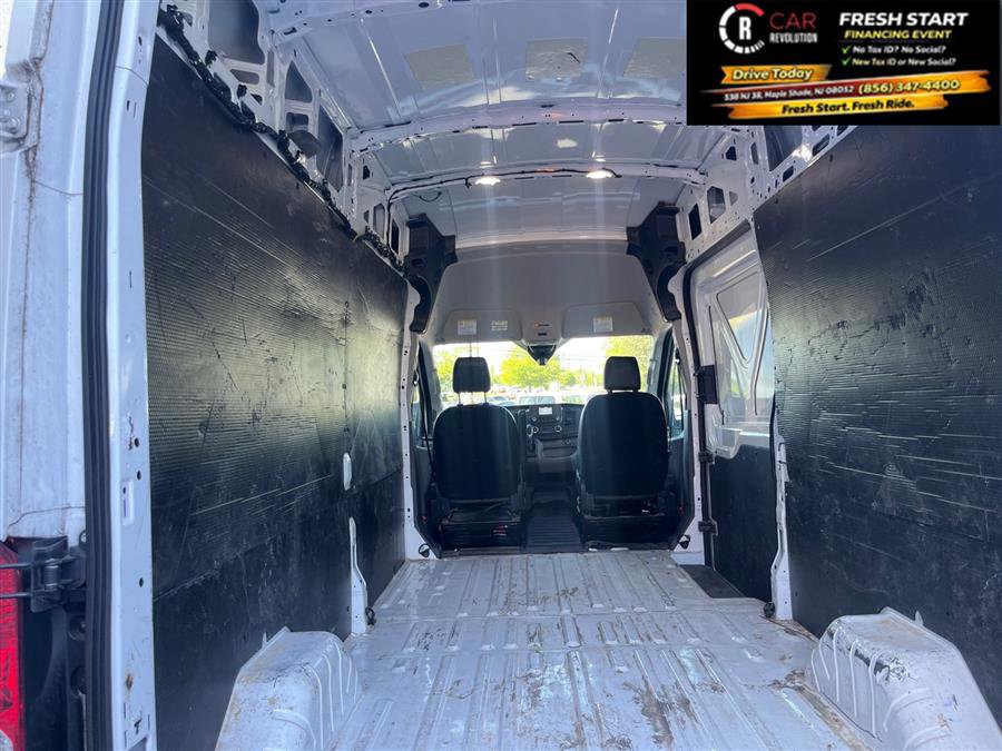 Used 2022 Ford Transit 250 148 High Roof AWD image 7