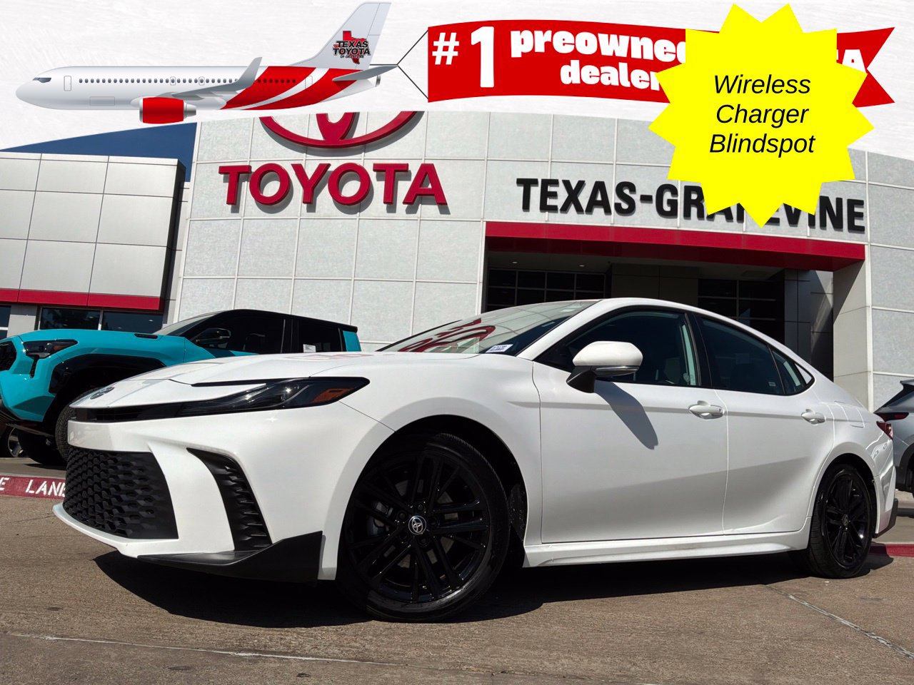 Used 2026 Toyota Camry SE FWD image 1
