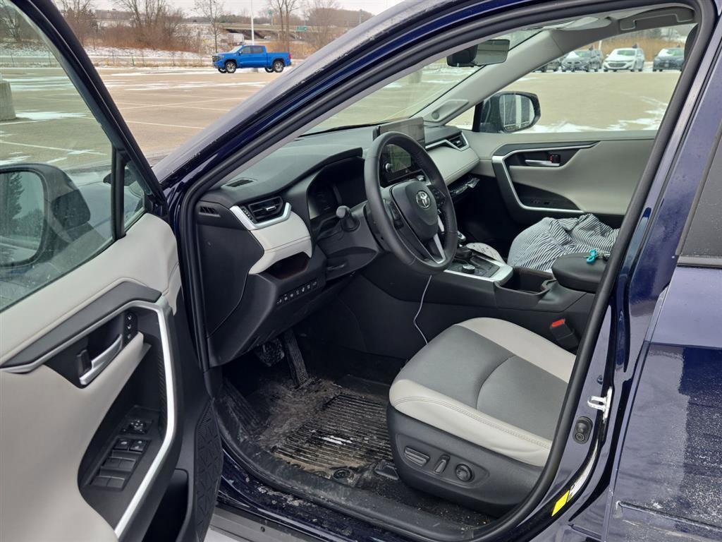 Used 2024 Toyota RAV4 Limited w/ Advanced Technology Package image 3