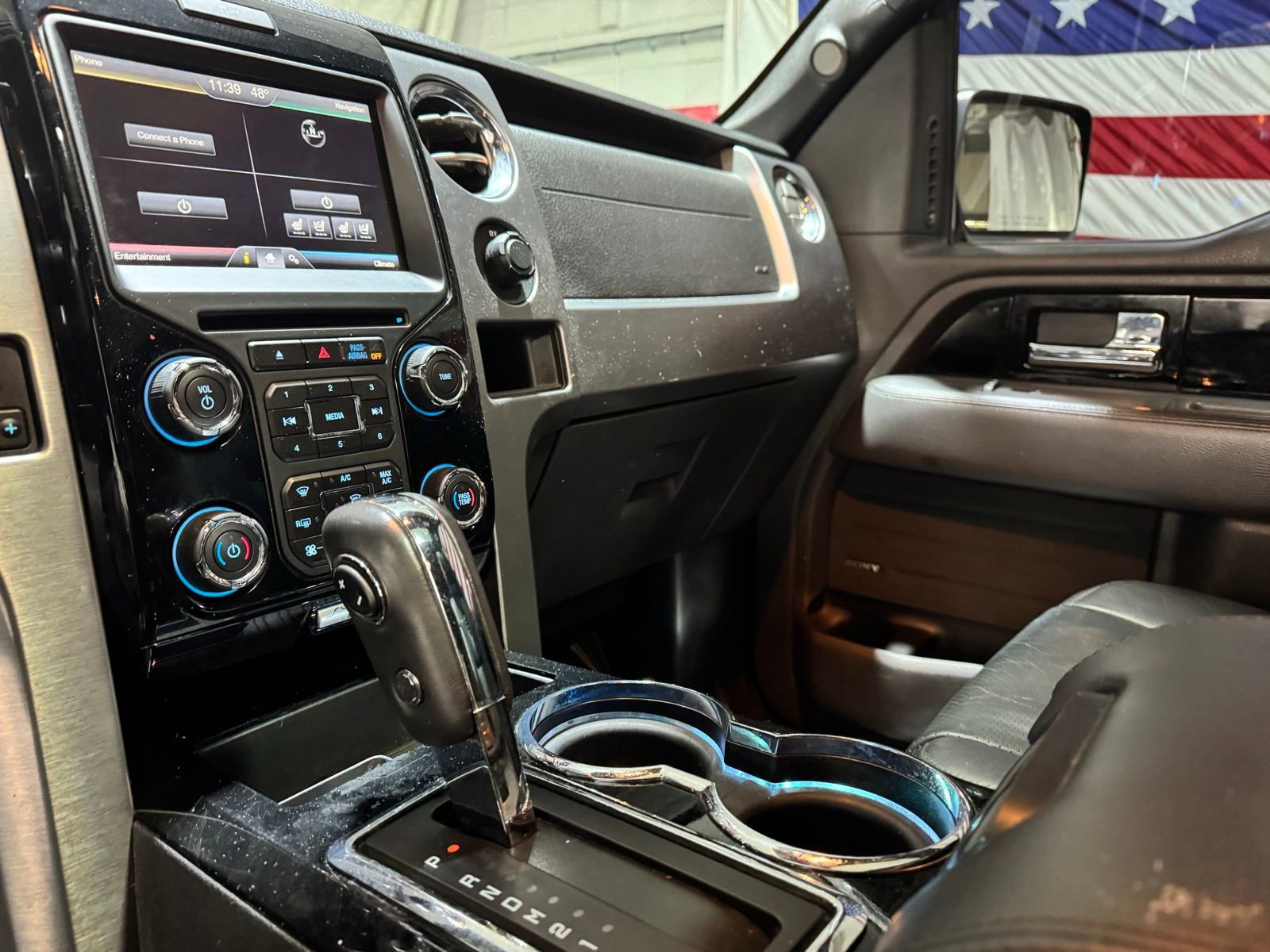 Used 2014 Ford F150 Limited image 22