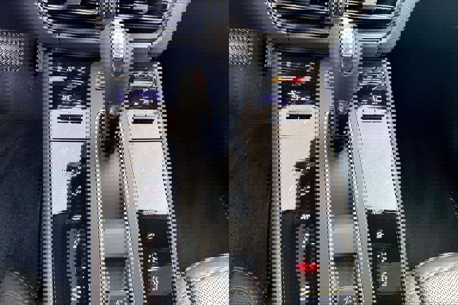 Used 2025 Porsche Macan S image 34