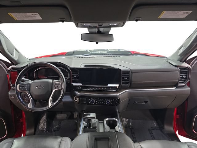 Used 2022 Chevrolet Silverado 1500 LT Trail Boss w/ LT Trail Boss Premium Package AWD/4WD image 11