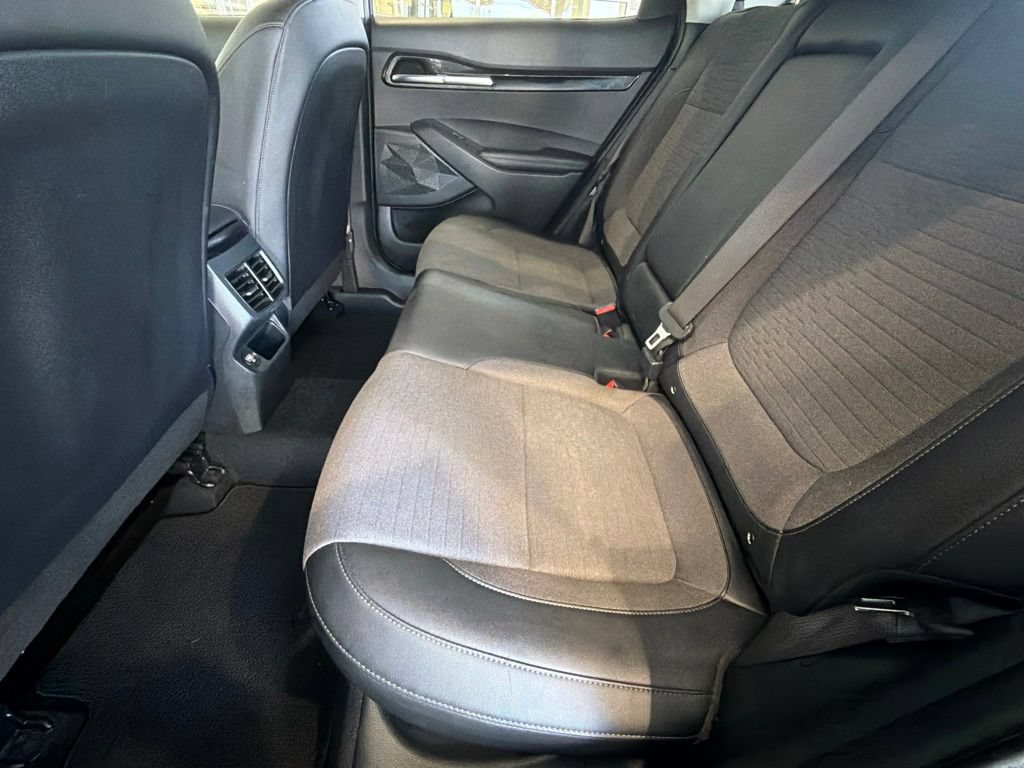 Used 2023 Kia Seltos S FWD image 32