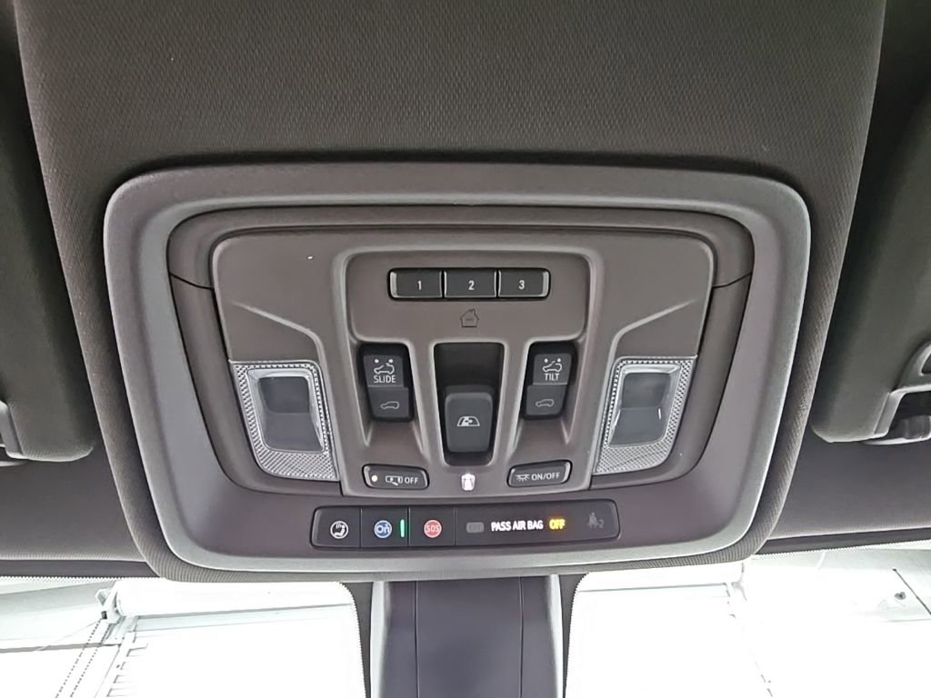 Used 2020 Chevrolet Silverado 1500 LTZ w/ LTZ Premium Package image 25