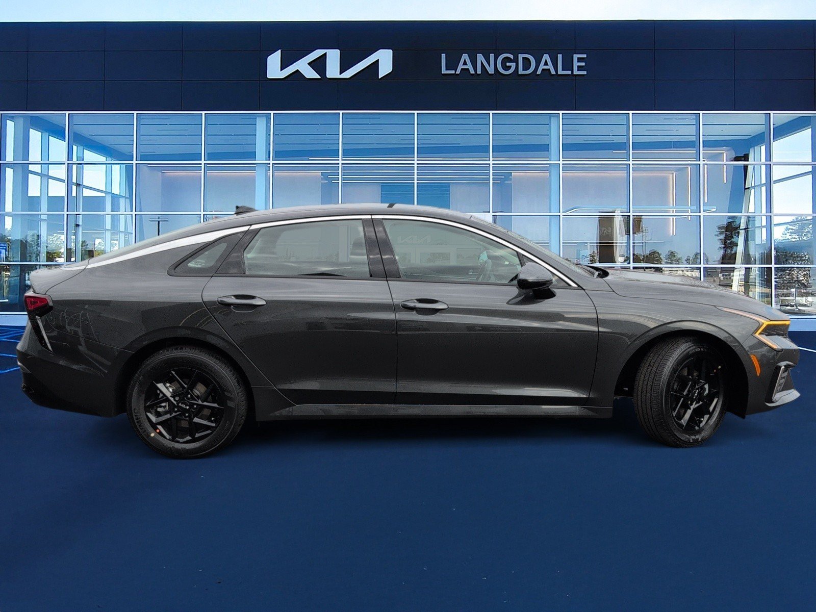 New 2026 Kia K5 LXS FWD image 3