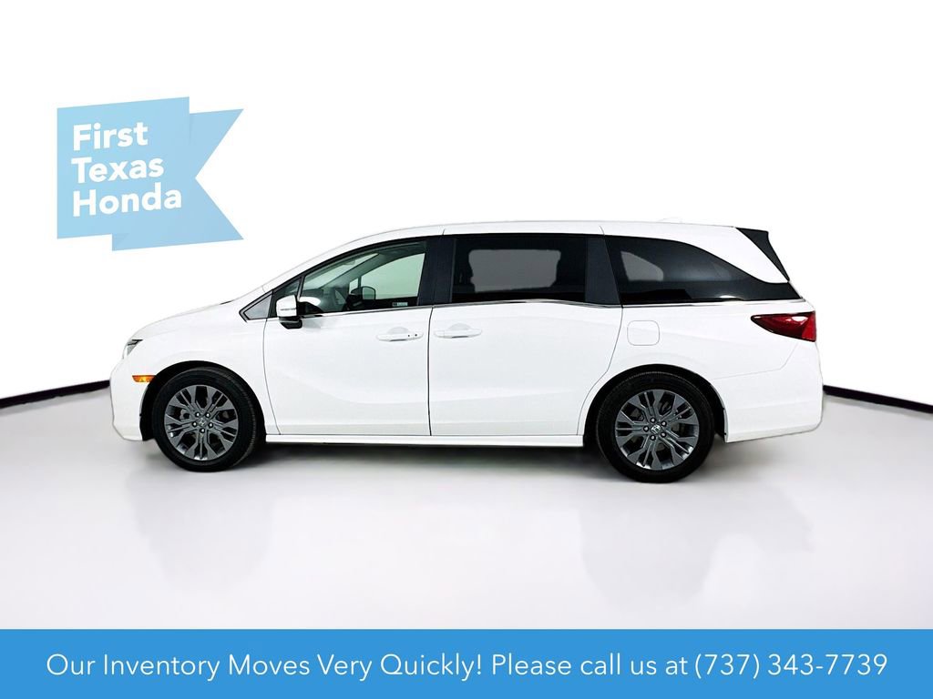 Used 2026 Honda Odyssey Touring image 4
