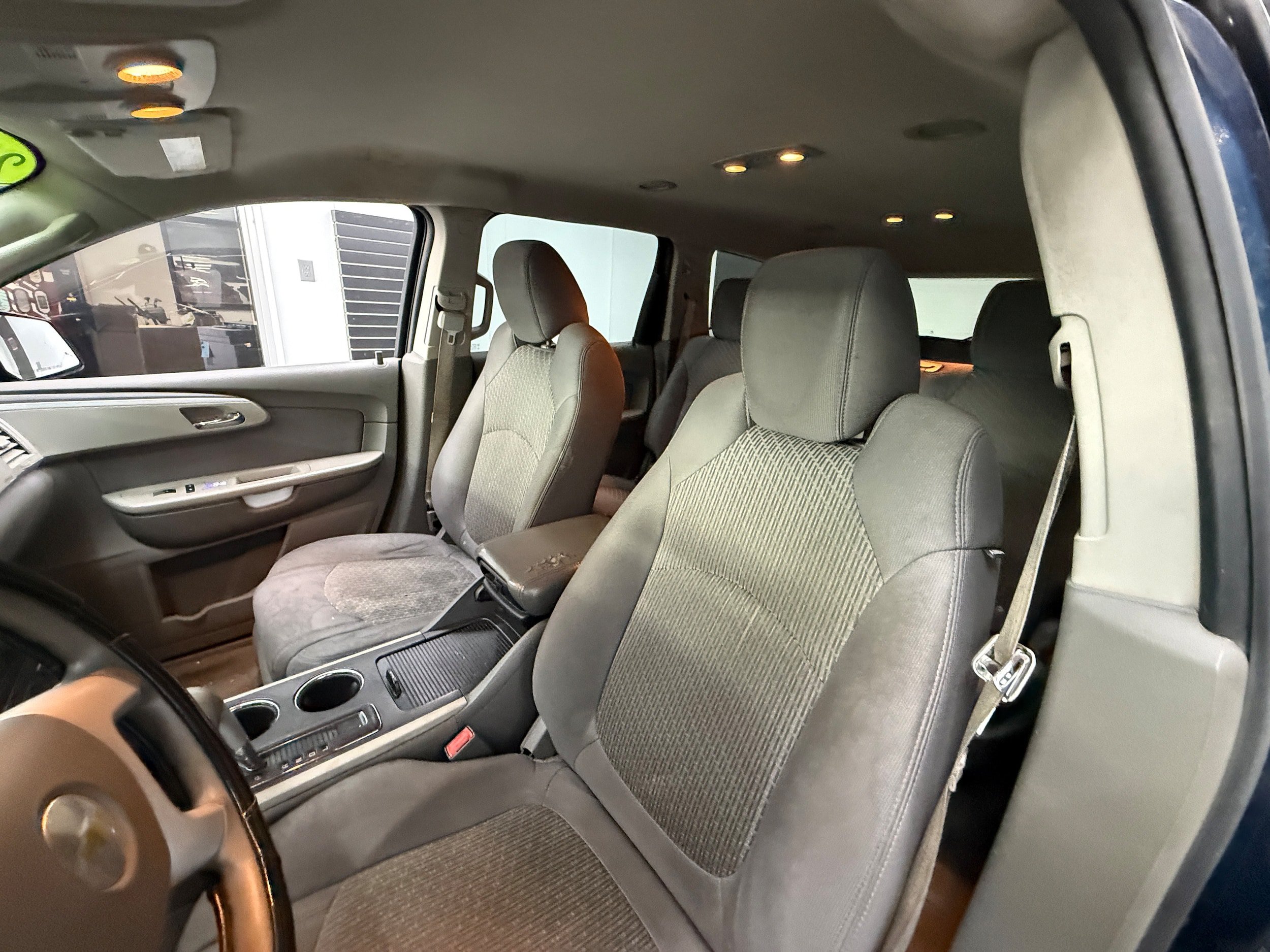 Used 2011 Chevrolet Traverse LS AWD/4WD image 6