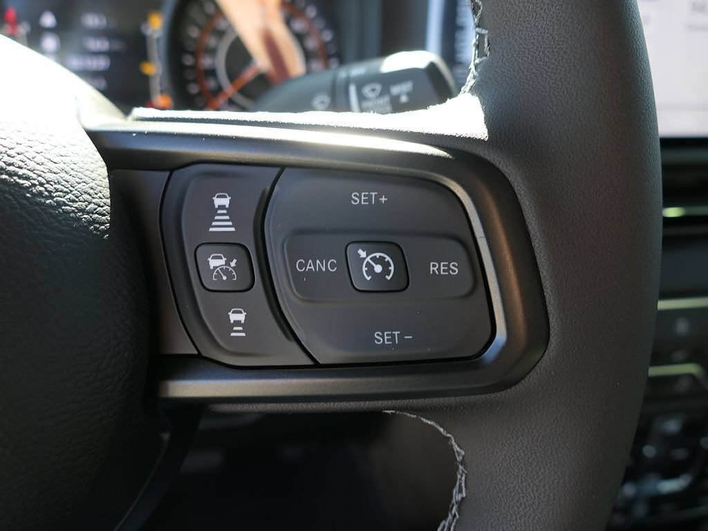 New 2026 Jeep Gladiator Rubicon w/ Safety Group AWD/4WD image 13