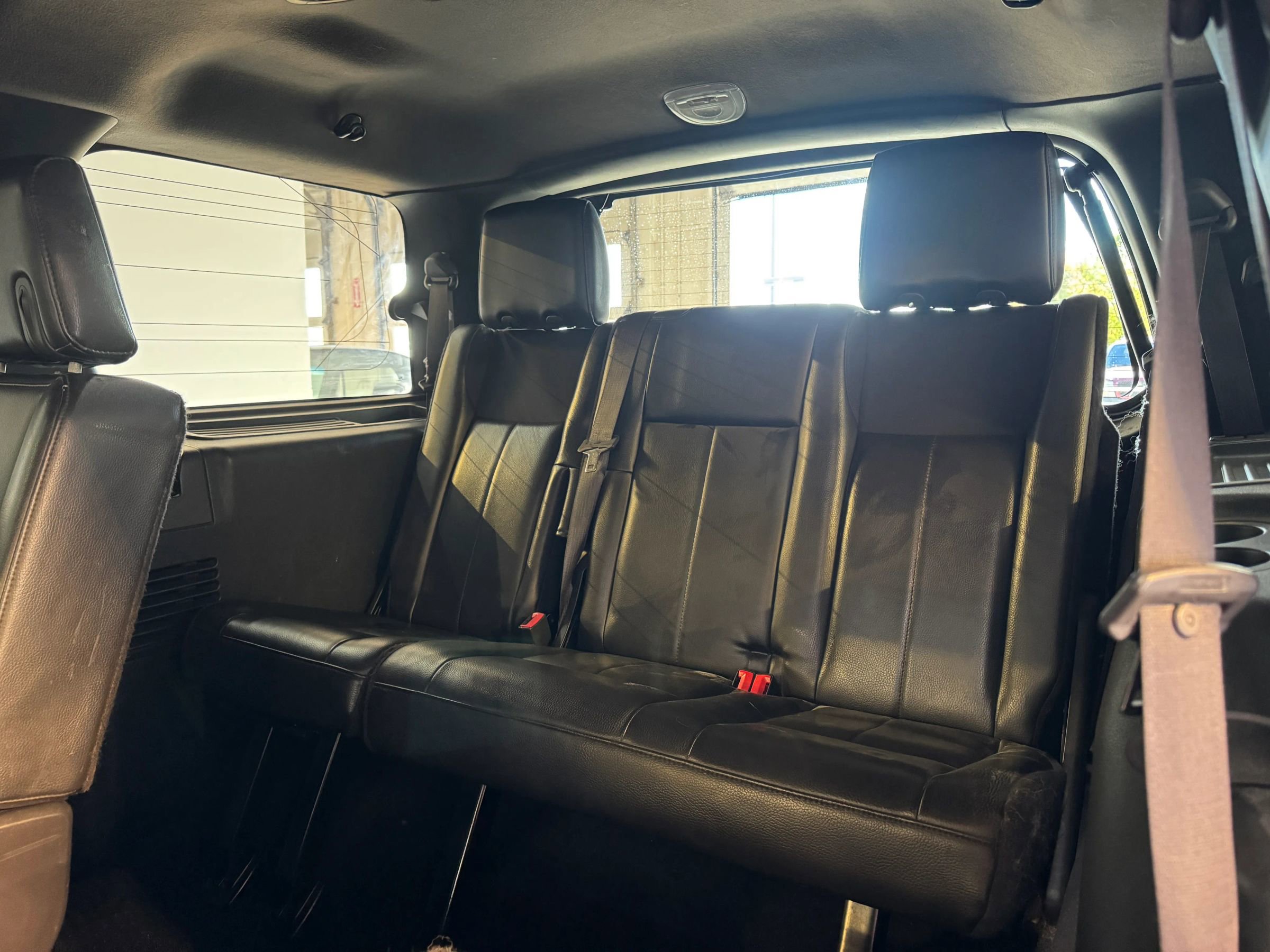 Used 2010 Ford Expedition Limited image 25