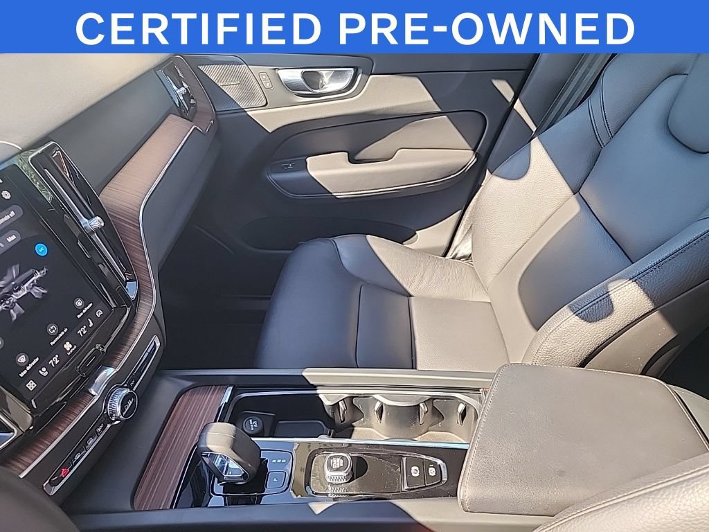 Certified 2024 Volvo XC60 T8 Plus w/ Protection Package Premier AWD/4WD image 12
