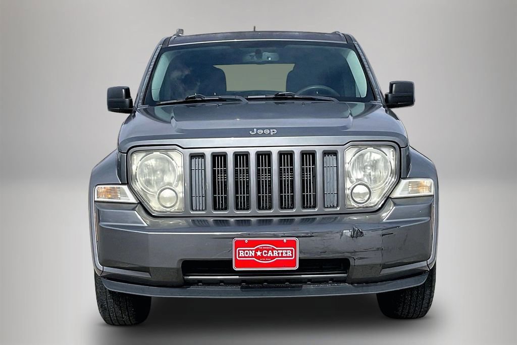 Used 2012 Jeep Liberty Sport w/ Driver Convenience Group image 3