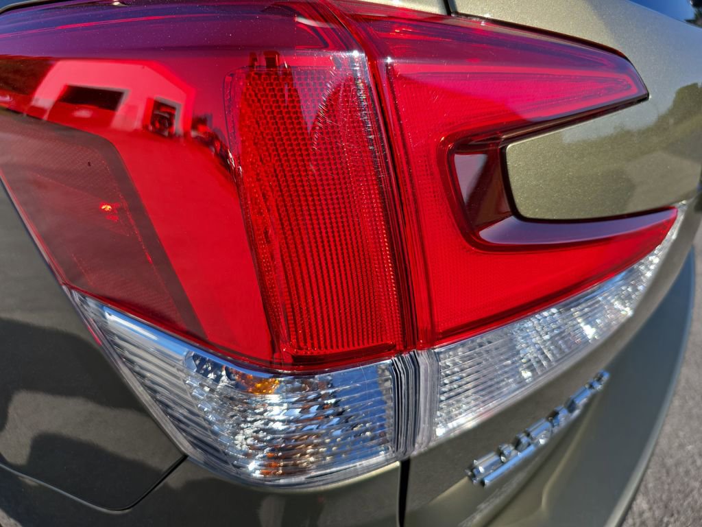 Certified 2023 Subaru Forester Touring AWD/4WD image 31