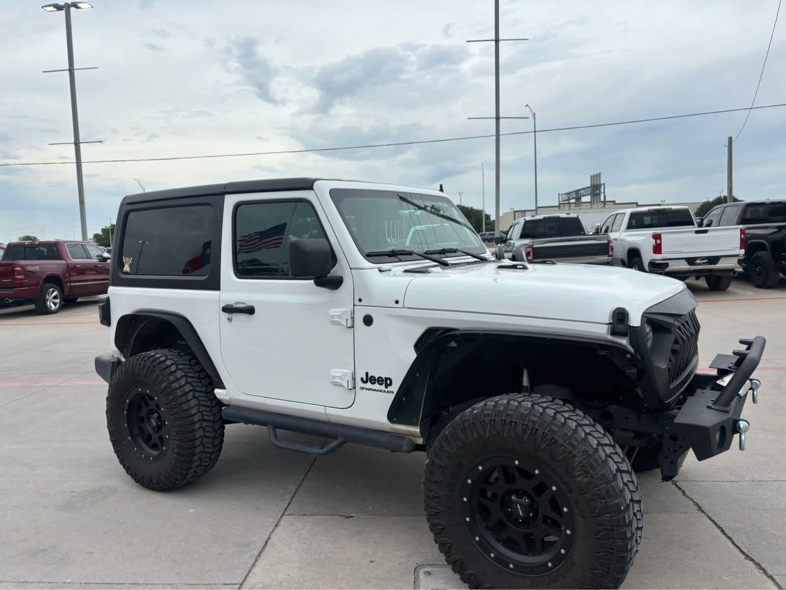 Used 2024 Jeep Wrangler Sport AWD/4WD image 4