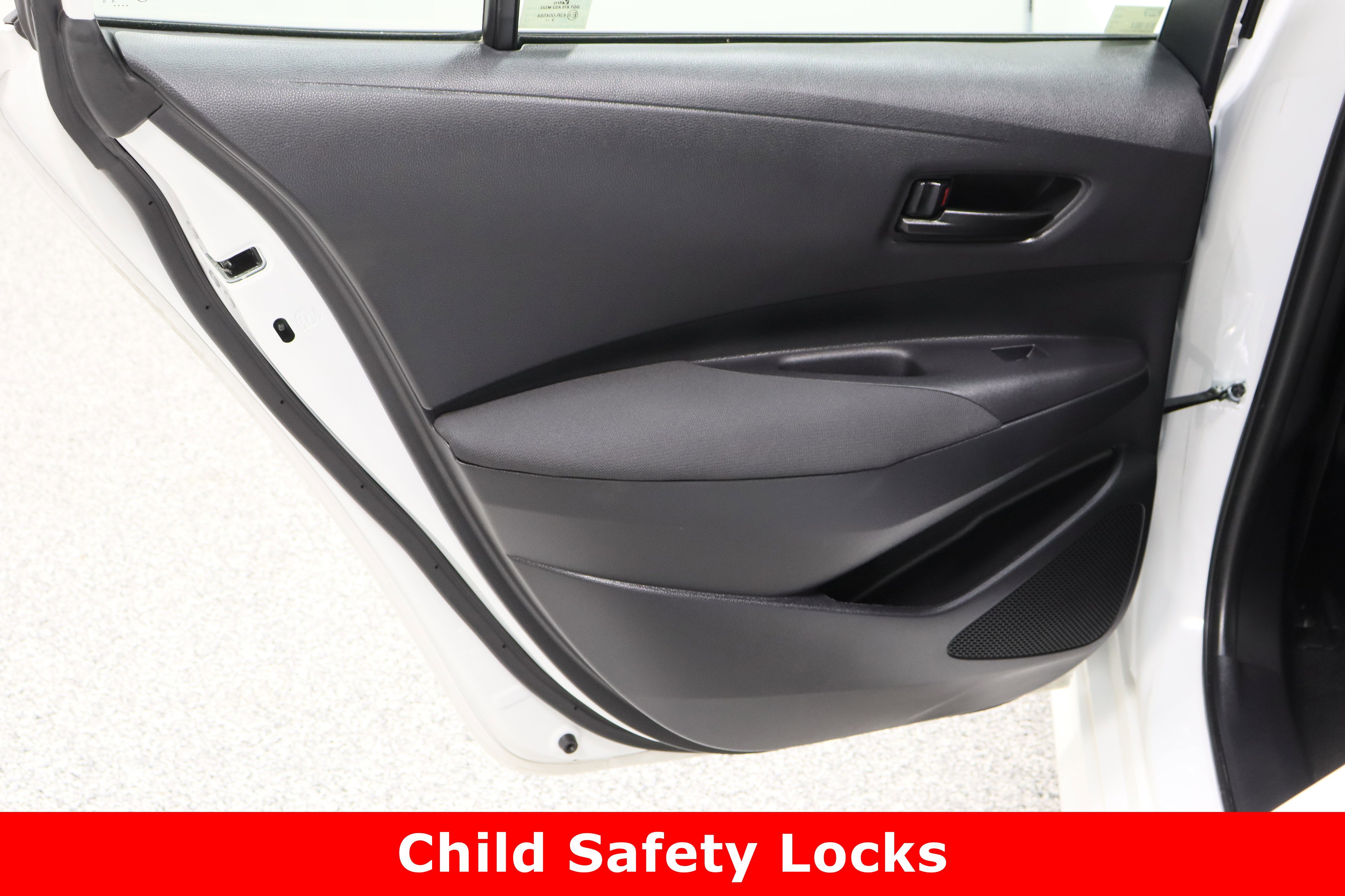 Used 2024 Toyota Corolla LE image 23