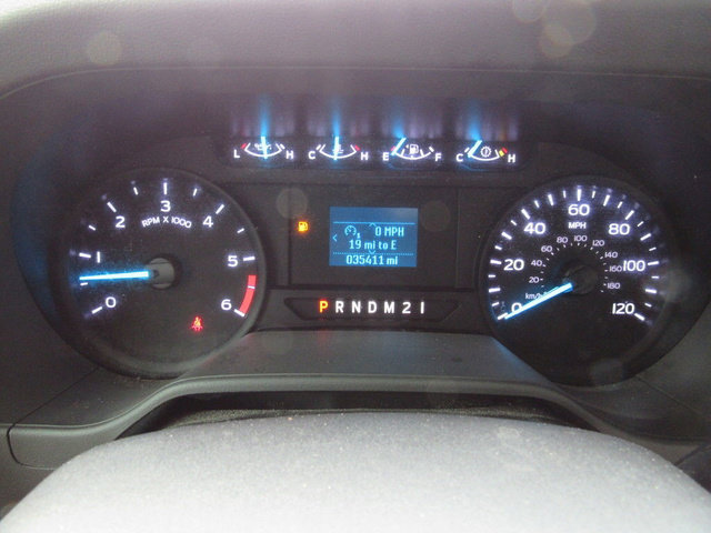 Used 2023 Ford E-450 and Econoline 450 Super Duty w/ Power Windows & Locks Group RWD image 29