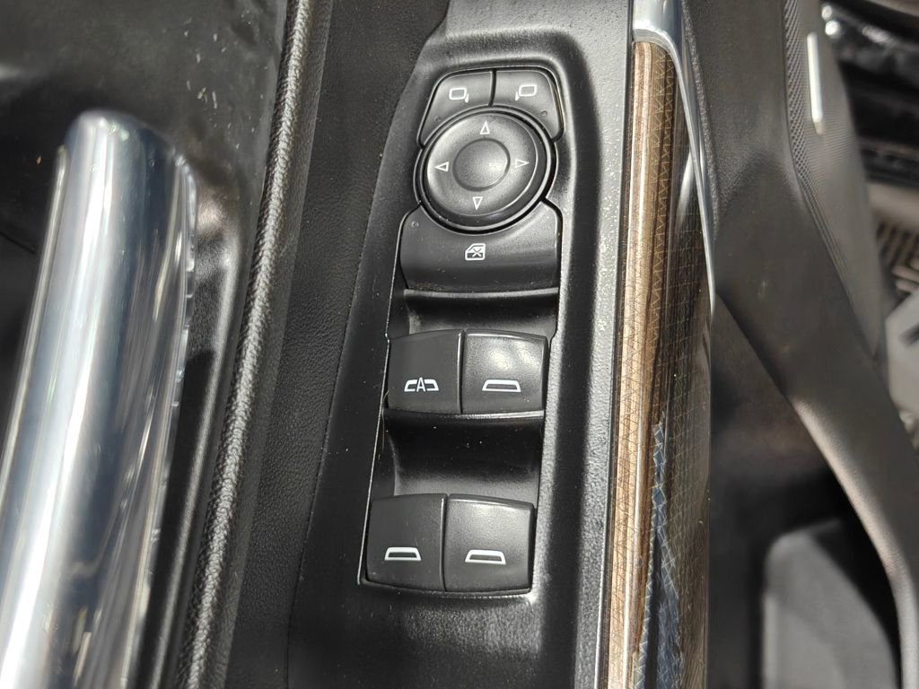 Used 2019 Chevrolet Silverado 1500 LT Trail Boss AWD/4WD image 46