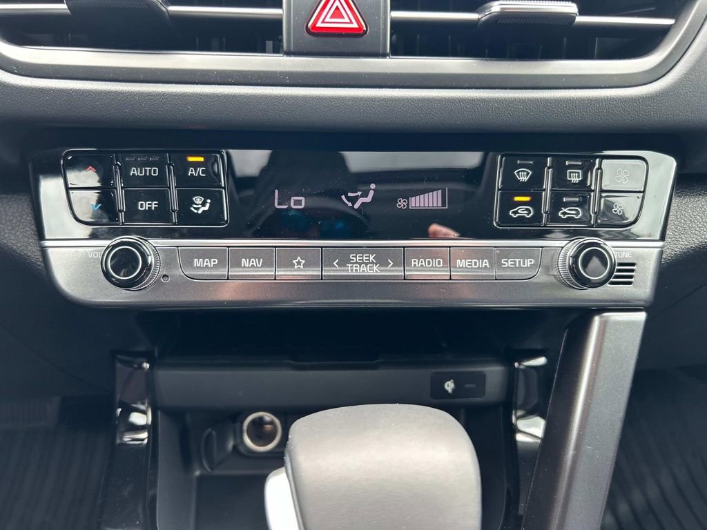 Used 2025 Kia Seltos EX w/ EX Sunroof Package AWD/4WD image 27