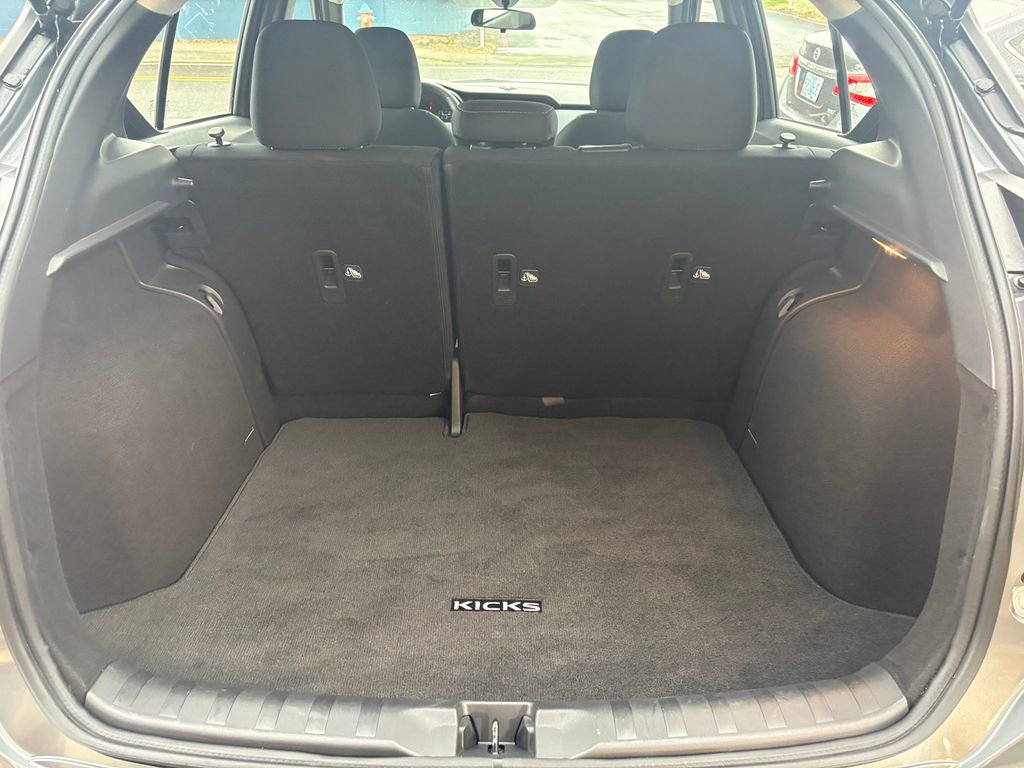 Certified 2023 Nissan Kicks SR image 34