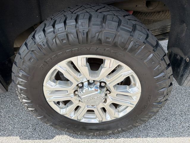 Used 2020 GMC Sierra 2500 Denali w/ Denali Ultimate Package AWD/4WD image 19