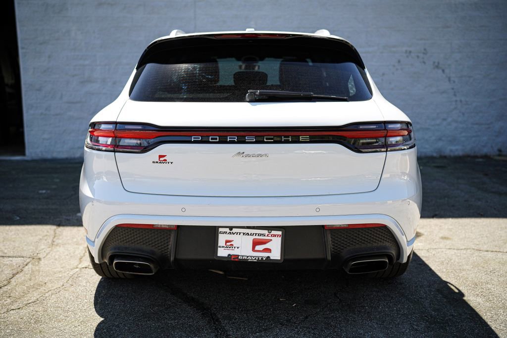 Used 2022 Porsche Macan AWD/4WD image 14