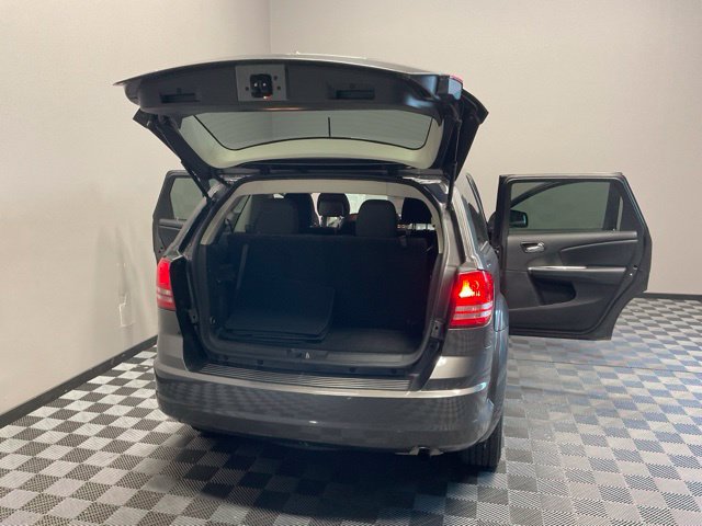 Used 2018 Dodge Journey SE w/ Connectivity Group FWD image 27