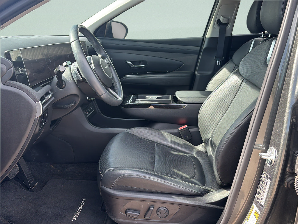 Used 2025 Hyundai Tucson Limited AWD/4WD image 21