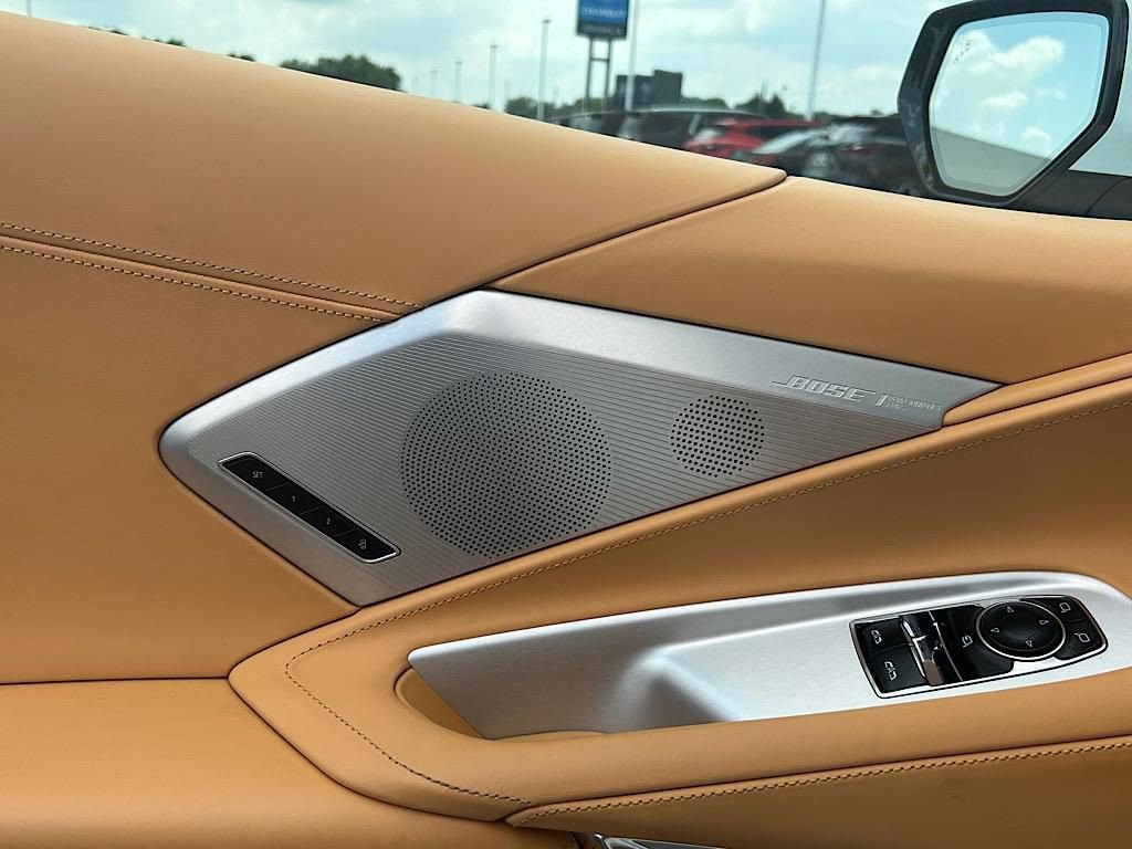 Used 2024 Chevrolet Corvette Stingray Premium Cpe w/ 3LT image 17