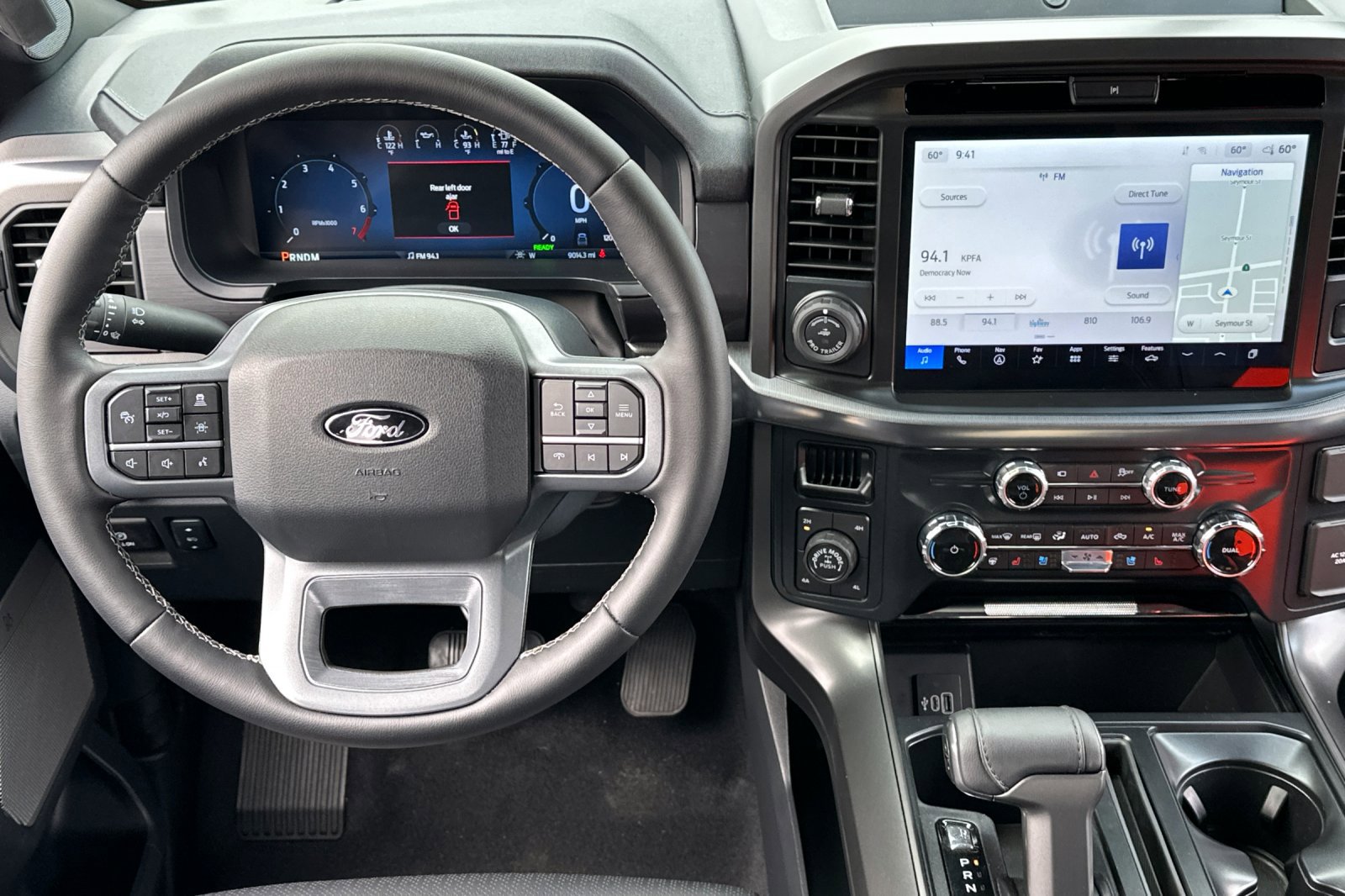Used 2025 Ford F150 Lariat w/ Equipment Group 501A Mid image 12