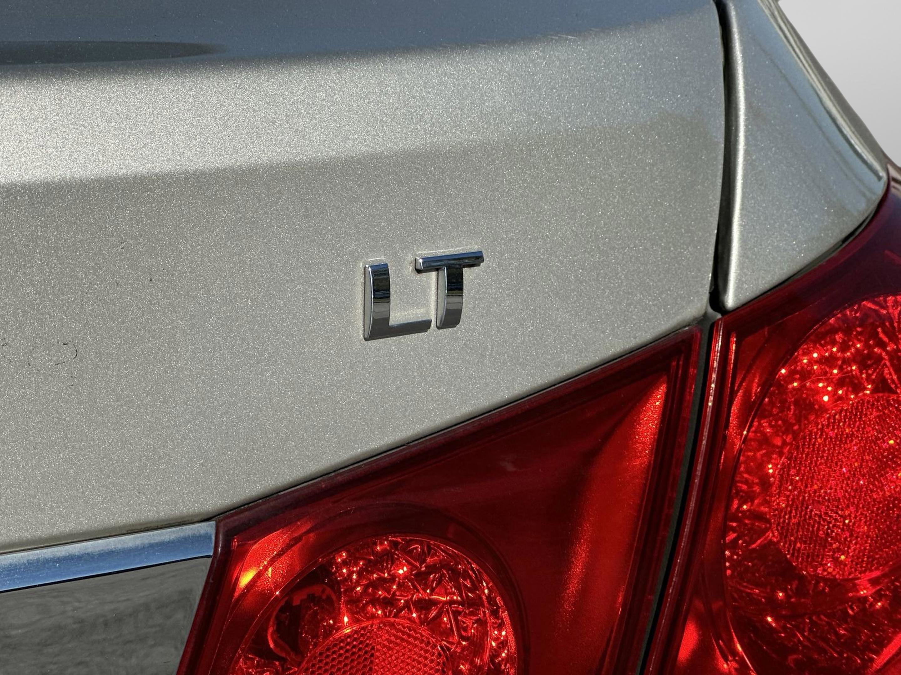 Used 2014 Chevrolet Cruze LT w/ Enhanced Safety Package image 24