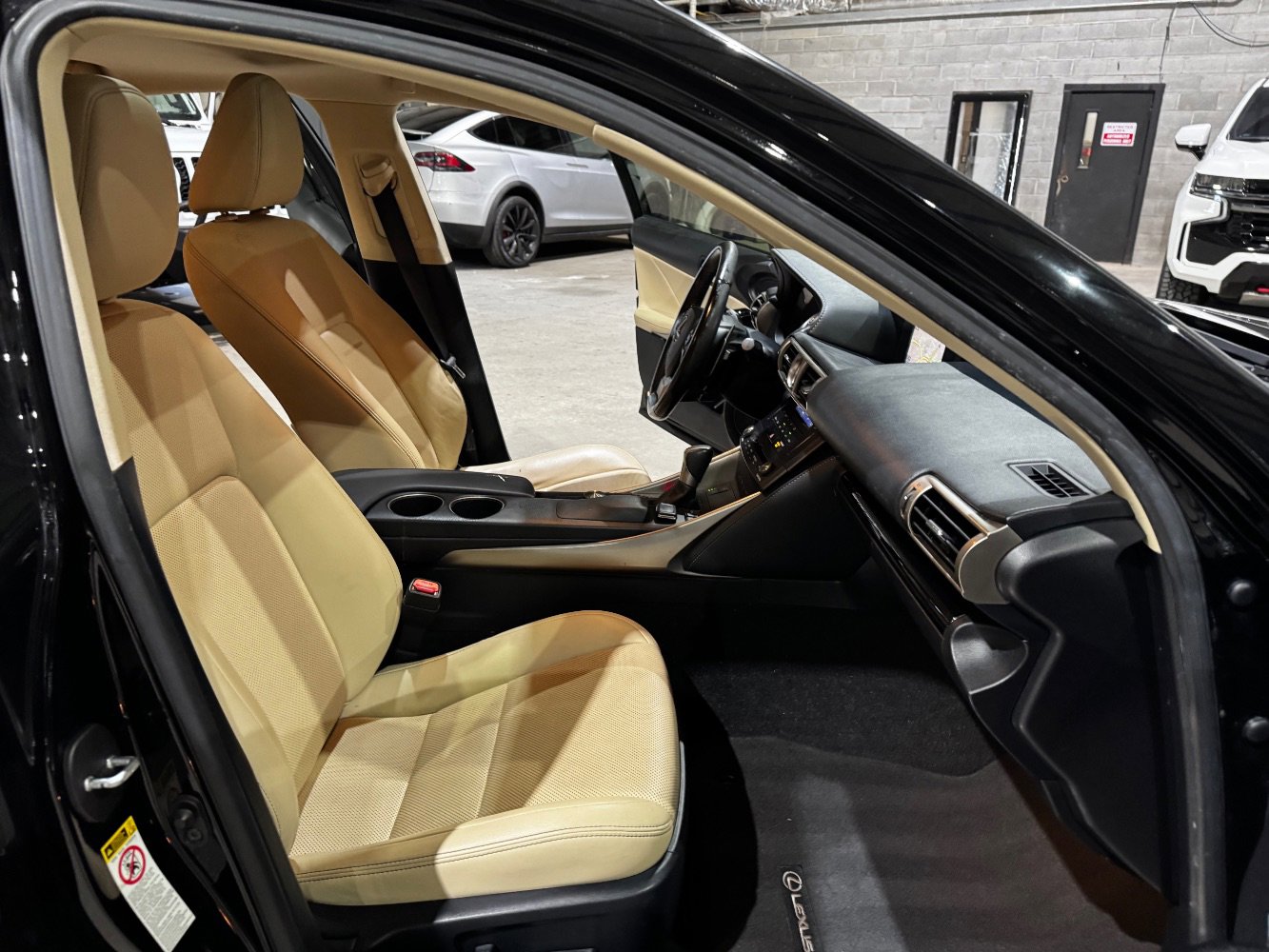Used 2016 Lexus IS 200t w/ Navigation System Package image 26