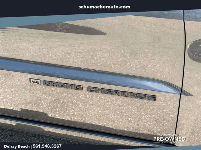 Certified 2021 Jeep Grand Cherokee Limited w/ Quick Order Package 28K 80th AWD/4WD image 10