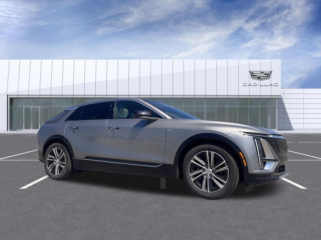 Certified 2024 Cadillac Lyriq Luxury AWD/4WD image 1
