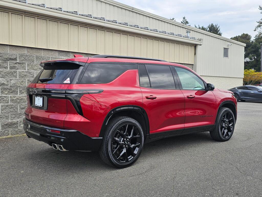 Used 2024 Chevrolet Traverse RS w/ LPO, Floor Liner Package image 8