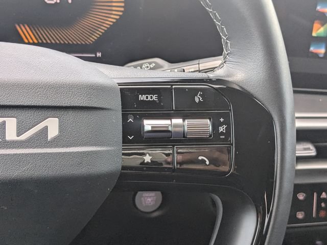 Used 2026 Kia Sorento LX FWD image 29